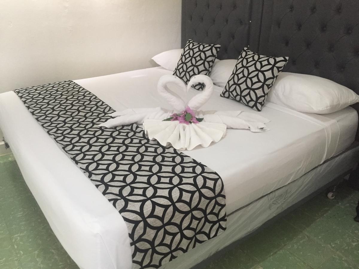 Arboleda Hostal Santo Domingo Buitenkant foto