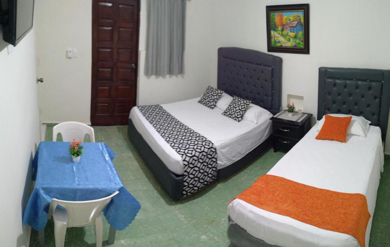 Arboleda Hostal Santo Domingo Buitenkant foto