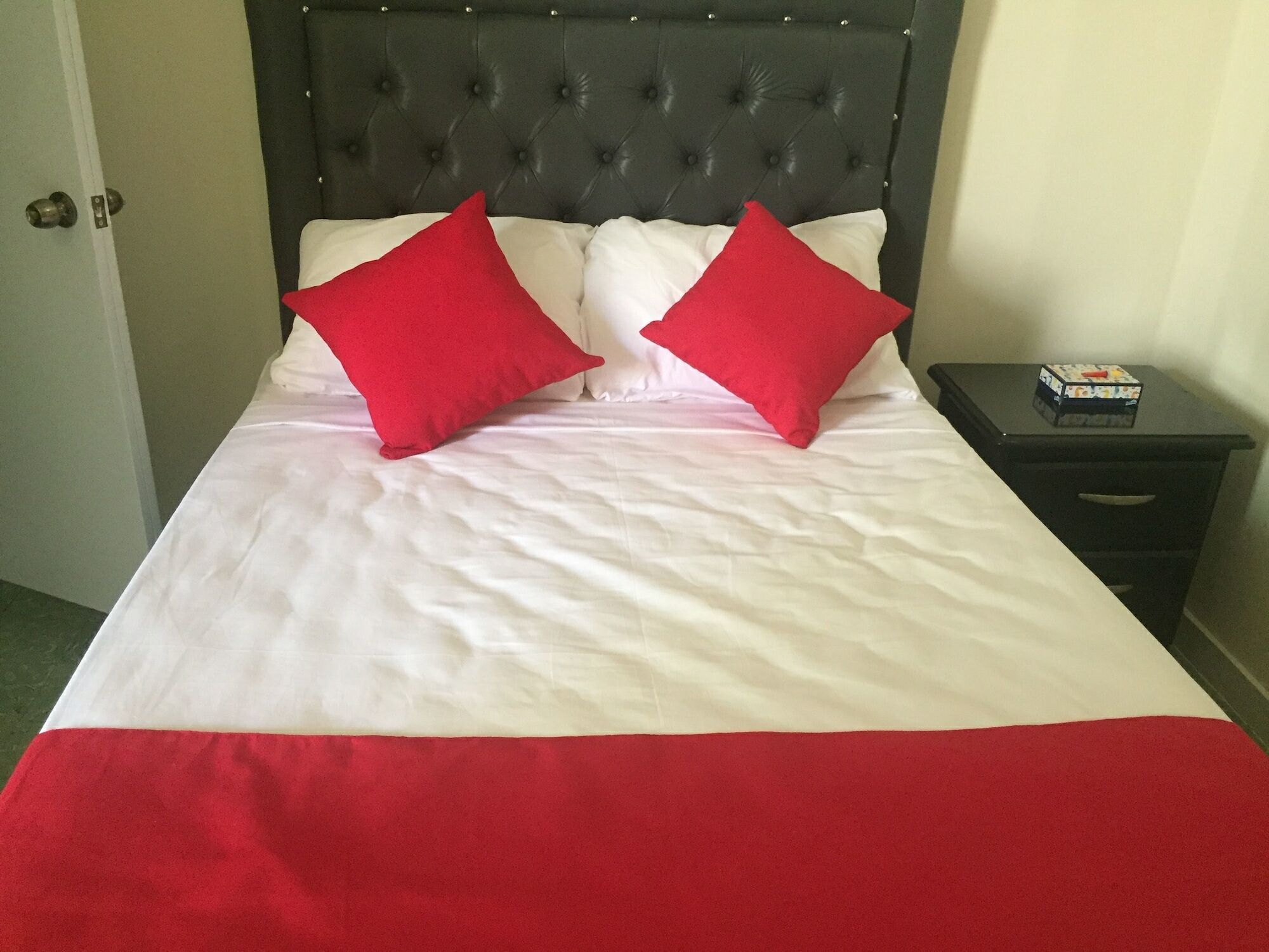 Arboleda Hostal Santo Domingo Buitenkant foto